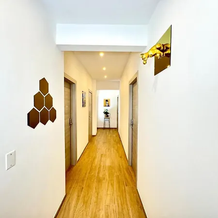 Apartment Alma - A Stone's Throw From Piazza Maggiore